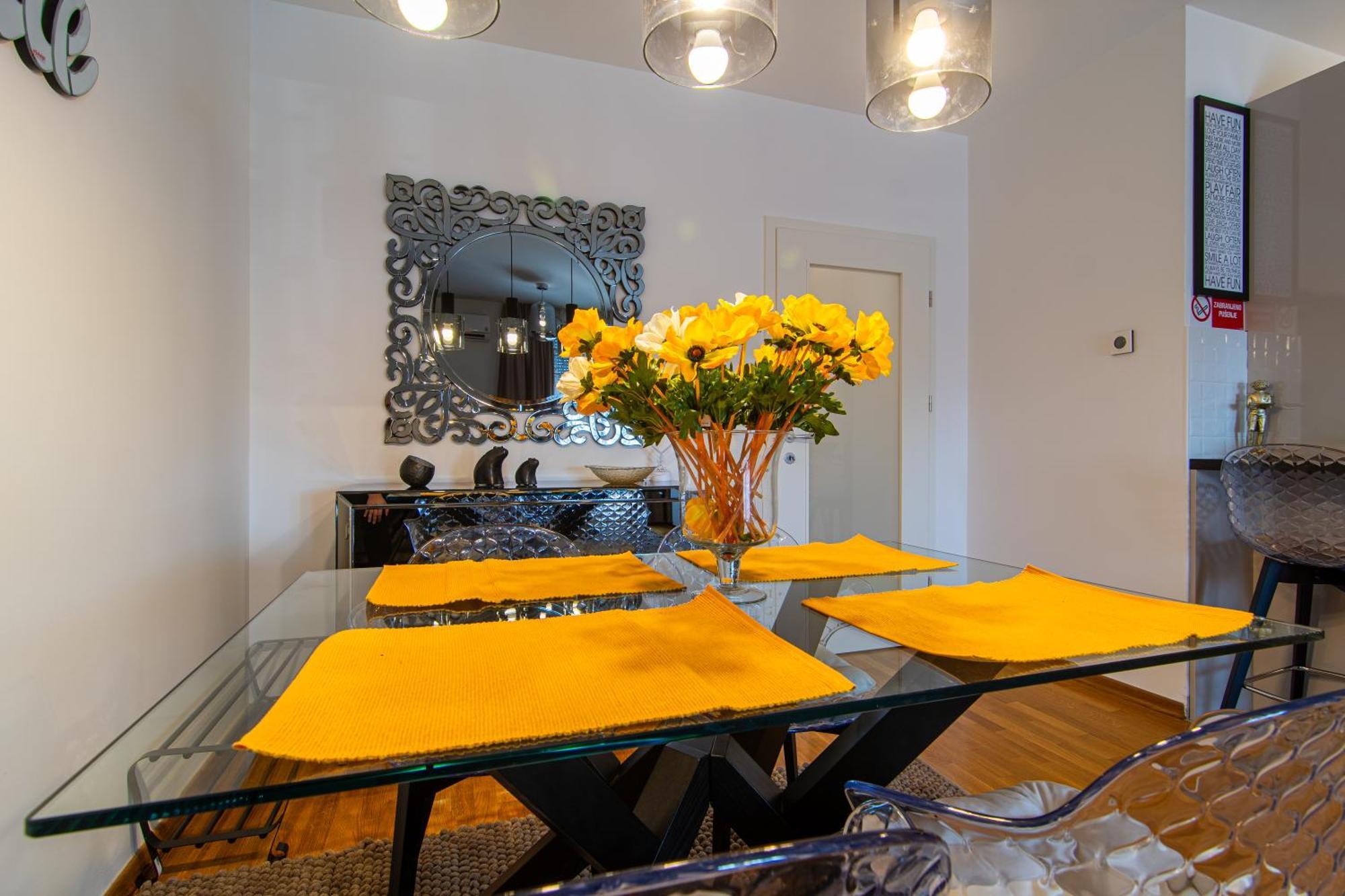 Flexible Selfcheckins 74 - - Garage - Loggia - New Apartment Zagreb