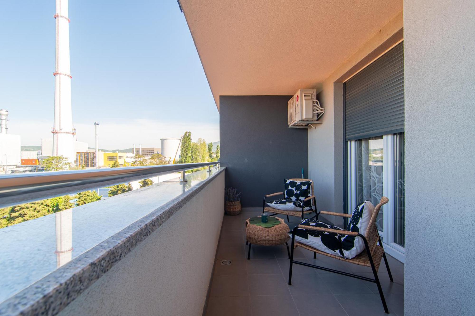 Flexible Selfcheckins 74 - - Garage - Loggia - New * Zagreb